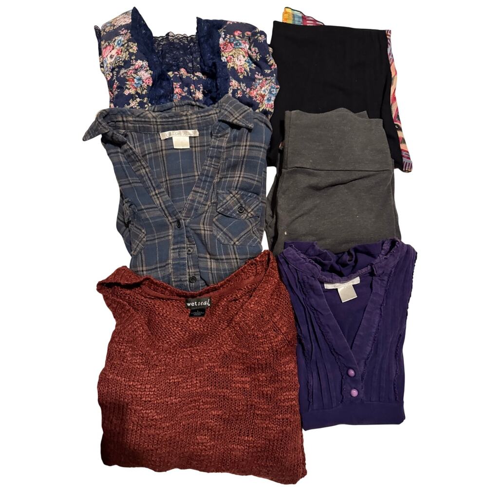 7 pc sz Large Bundle
Charlotte Russe Wet Seal